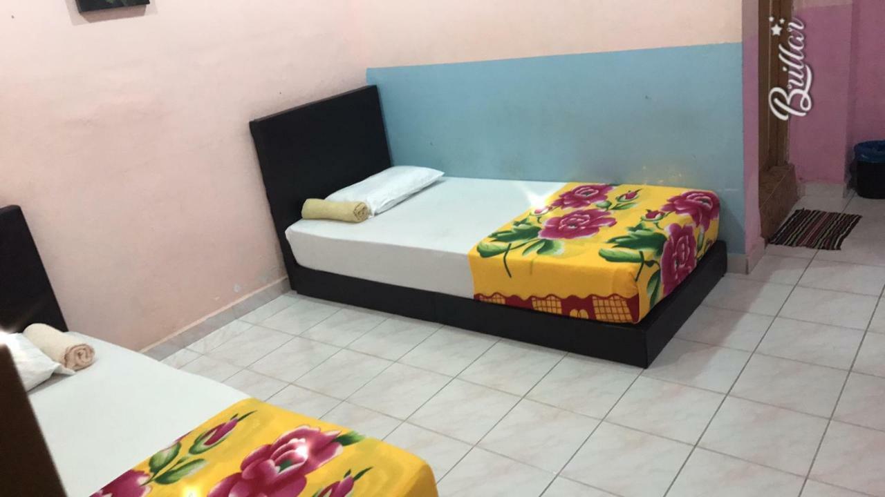 Mikraj Hotel Kuala Besut Zewnętrze zdjęcie
